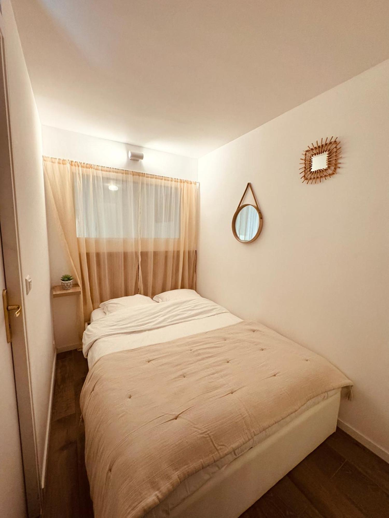 Claelle Appartment - 200M Beach Mandelieu Exterior foto
